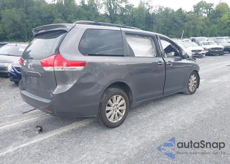 2014 Toyota Sienna Xle 7 Passenger из США, поврежденный, VIN 5TDDK3DC3ES088323